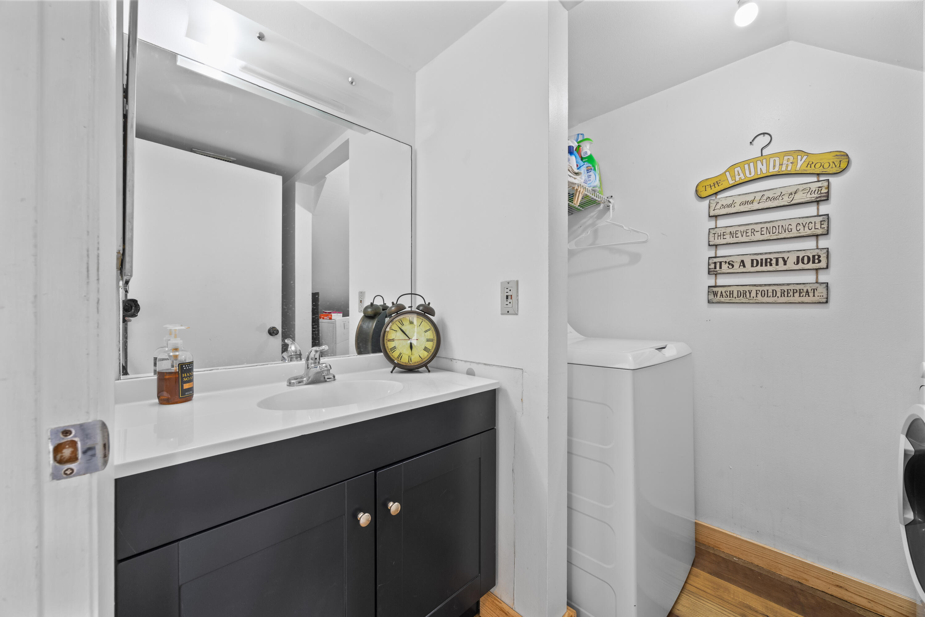 SANDTREE - Residential