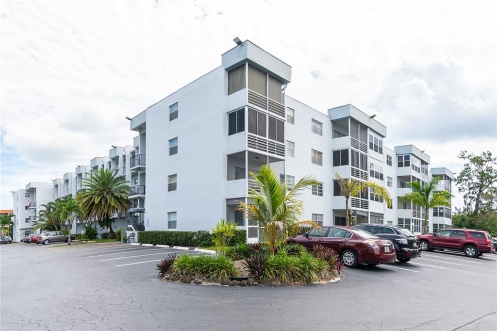Photo of 2998 E Sunrise Lakes Dr #121, Sunrise, FL 33322 (MLS # F10302887)