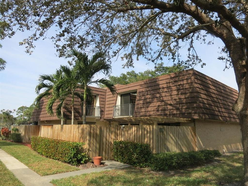 Photo of 2430 24th Lane, Palm Beach Gardens, FL 33418 (MLS # R10796756)
