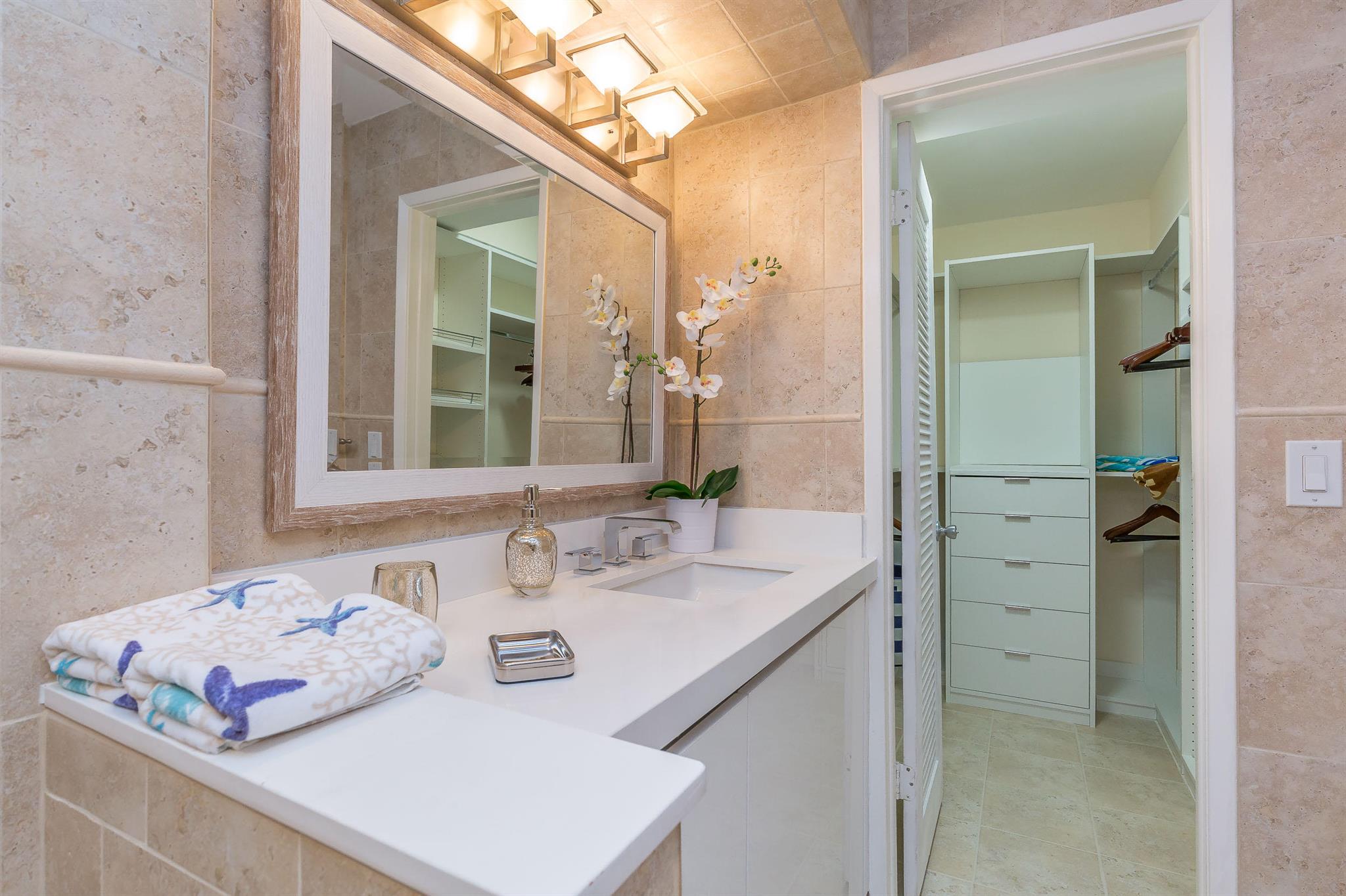 LAVERS DELRAY RACQUET CLU - Residential Lease