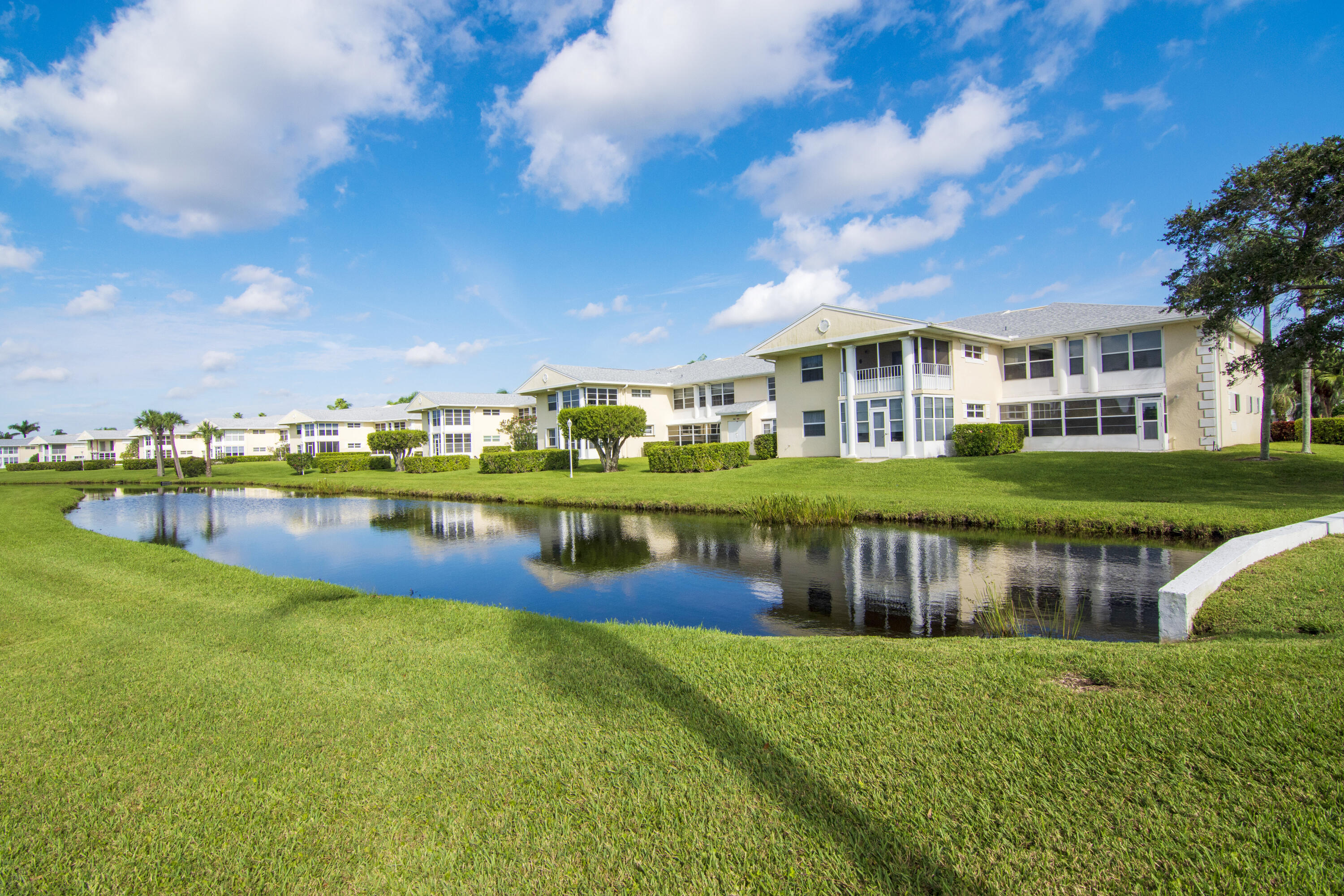 GROVE ISLE EAST CONDOMINIUM - Residential