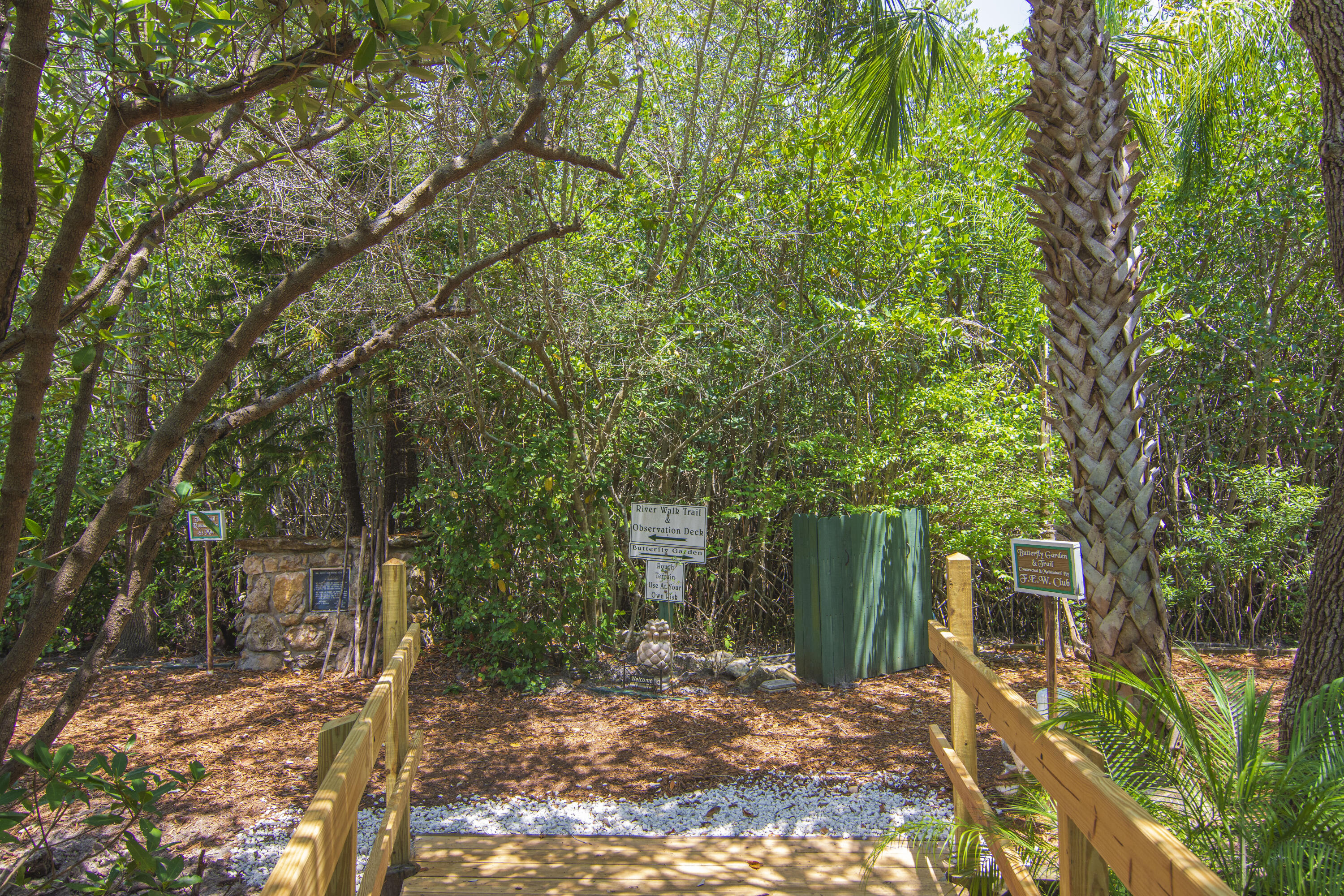 GROVE ISLE EAST CONDOMINIUM - Residential