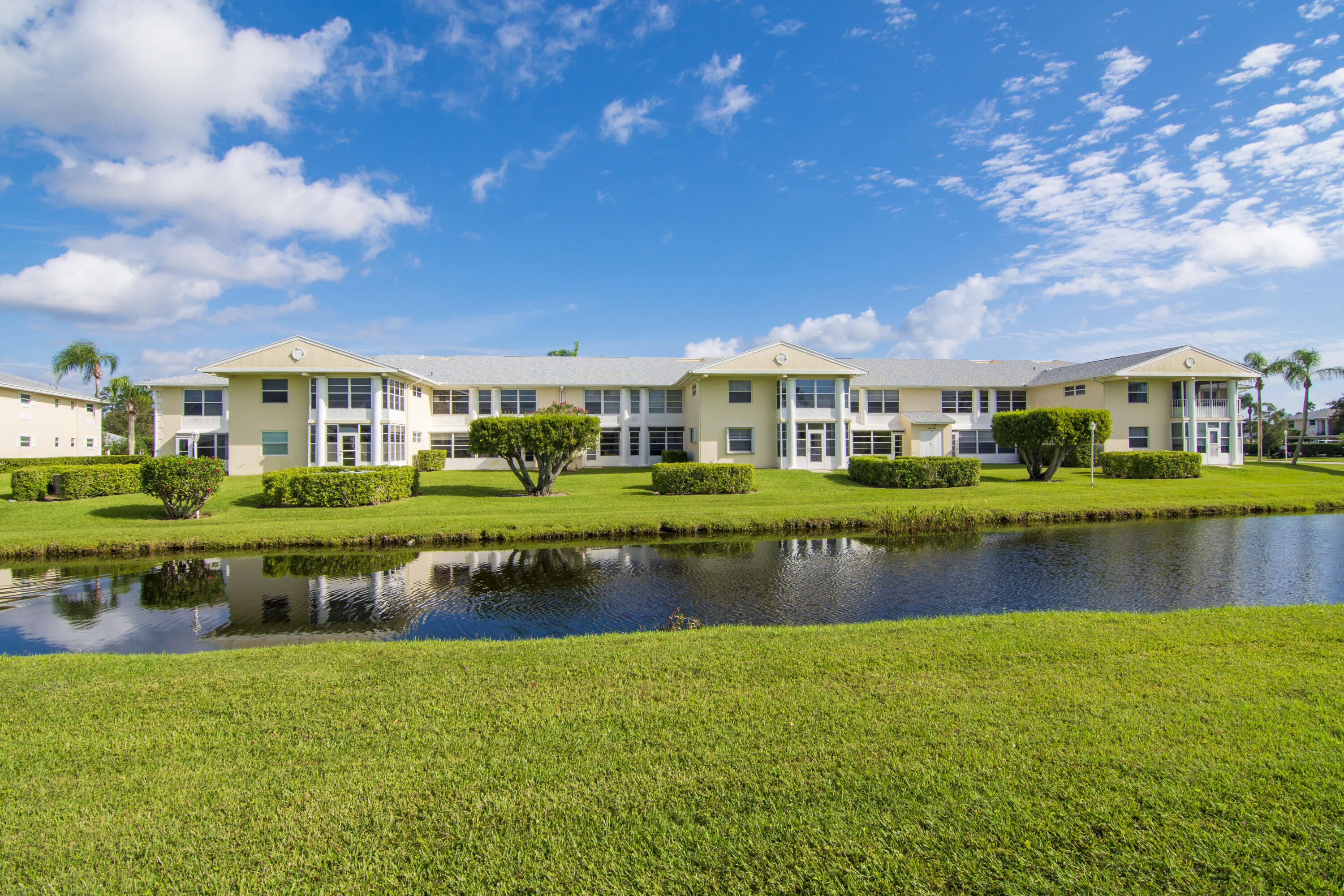 GROVE ISLE EAST CONDOMINIUM - Residential