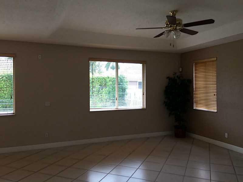 WINDSOR PALMS - Residential