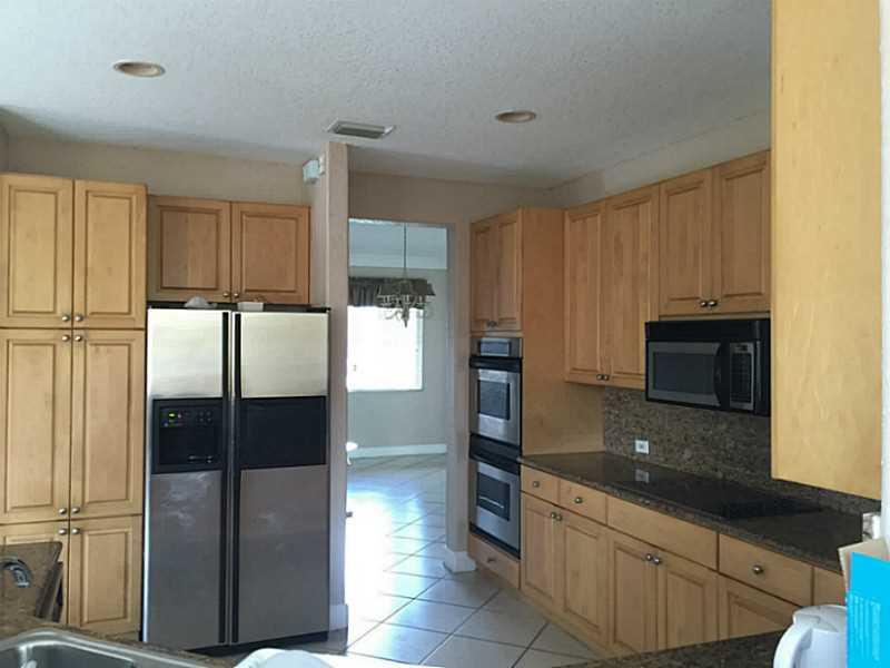 WINDSOR PALMS - Residential