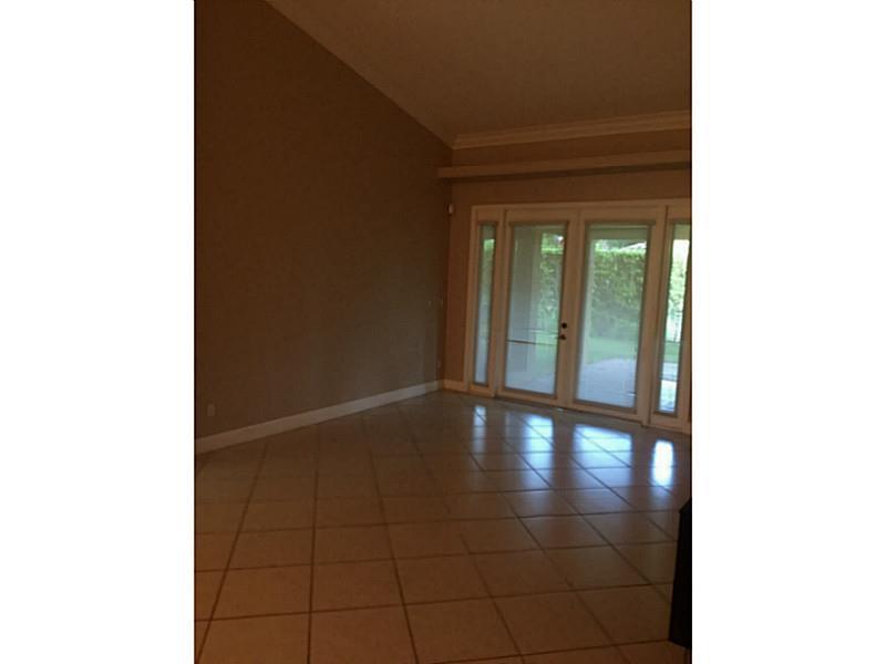 WINDSOR PALMS - Residential