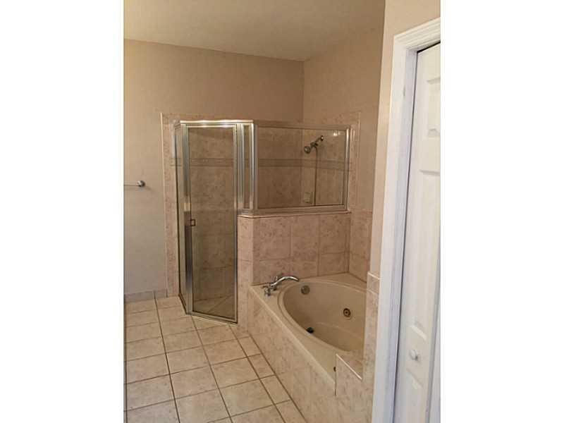 WINDSOR PALMS - Residential