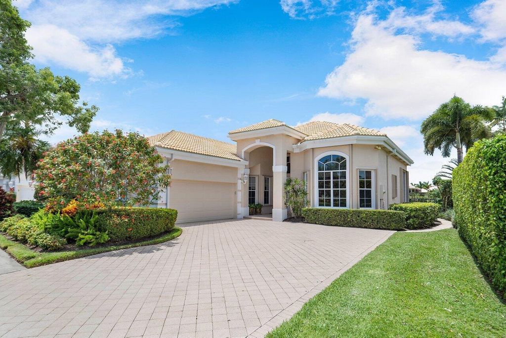 Photo of 161 Windward Drive, Palm Beach Gardens, FL 33418 (MLS # R10894672)