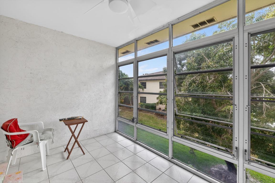 KINGSWOOD CONDO - Residential