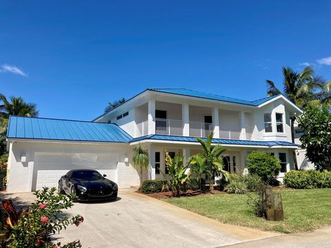 A home in Lake Worth Beach