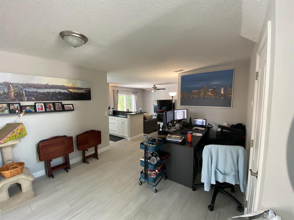 WINSTON PARK SEC 1 - Residential