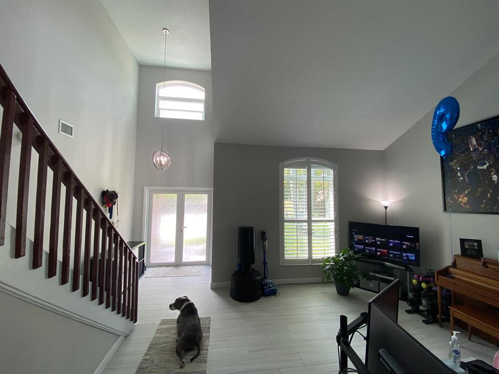 WINSTON PARK SEC 1 - Residential