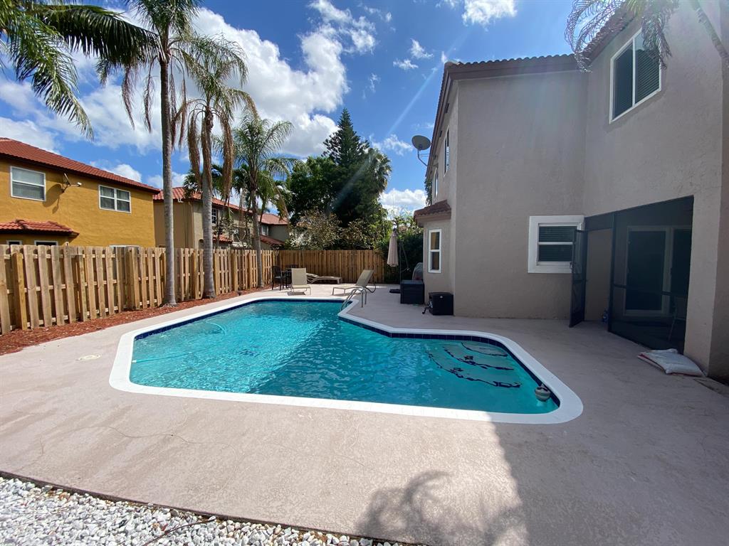 WINSTON PARK SEC 1 - Residential