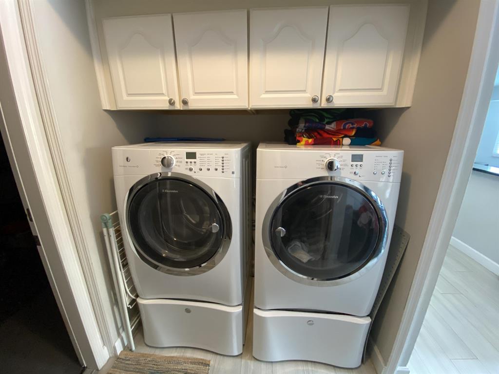 WINSTON PARK SEC 1 - Residential