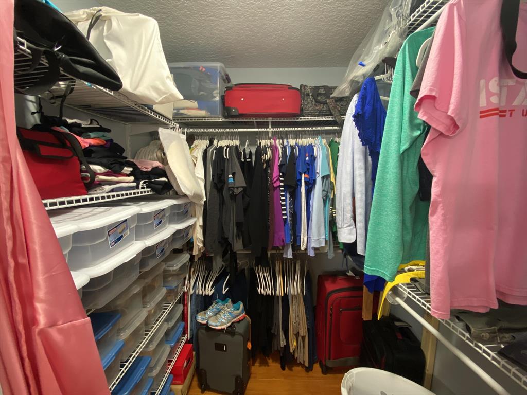 WINSTON PARK SEC 1 - Residential