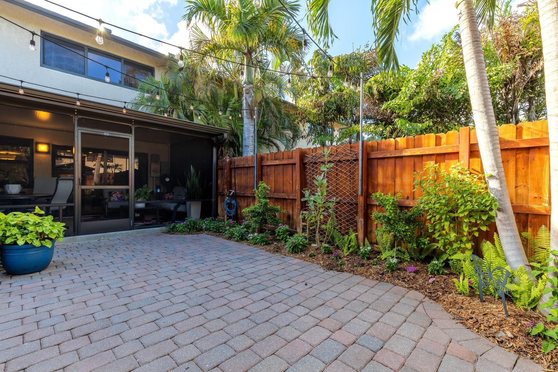 Wilton Pines Townhomes - Residential Lease