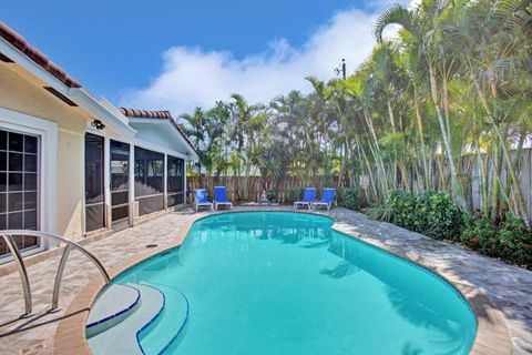 A home in Deerfield Beach