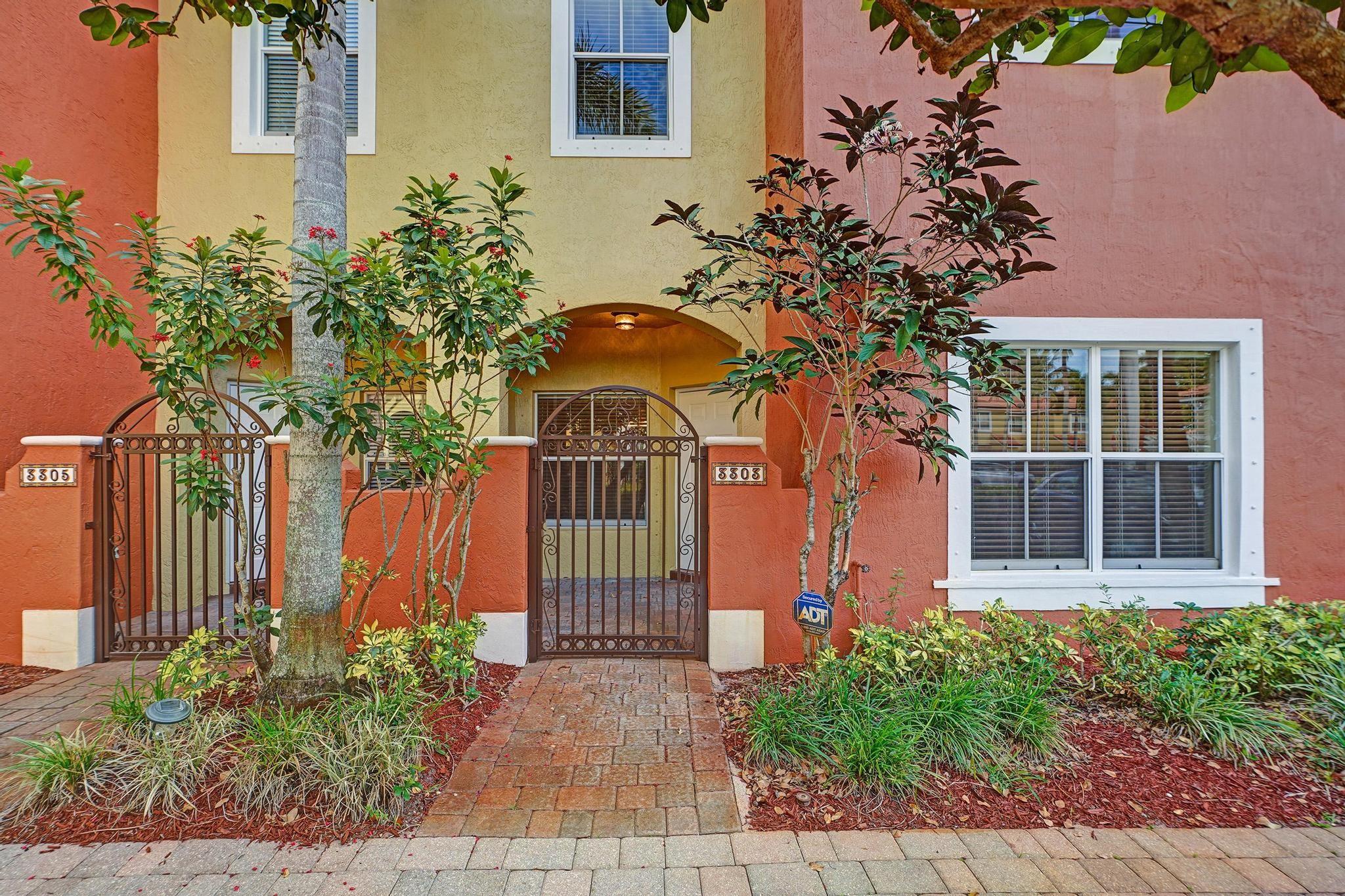 3303 Merrick Ln 1002
