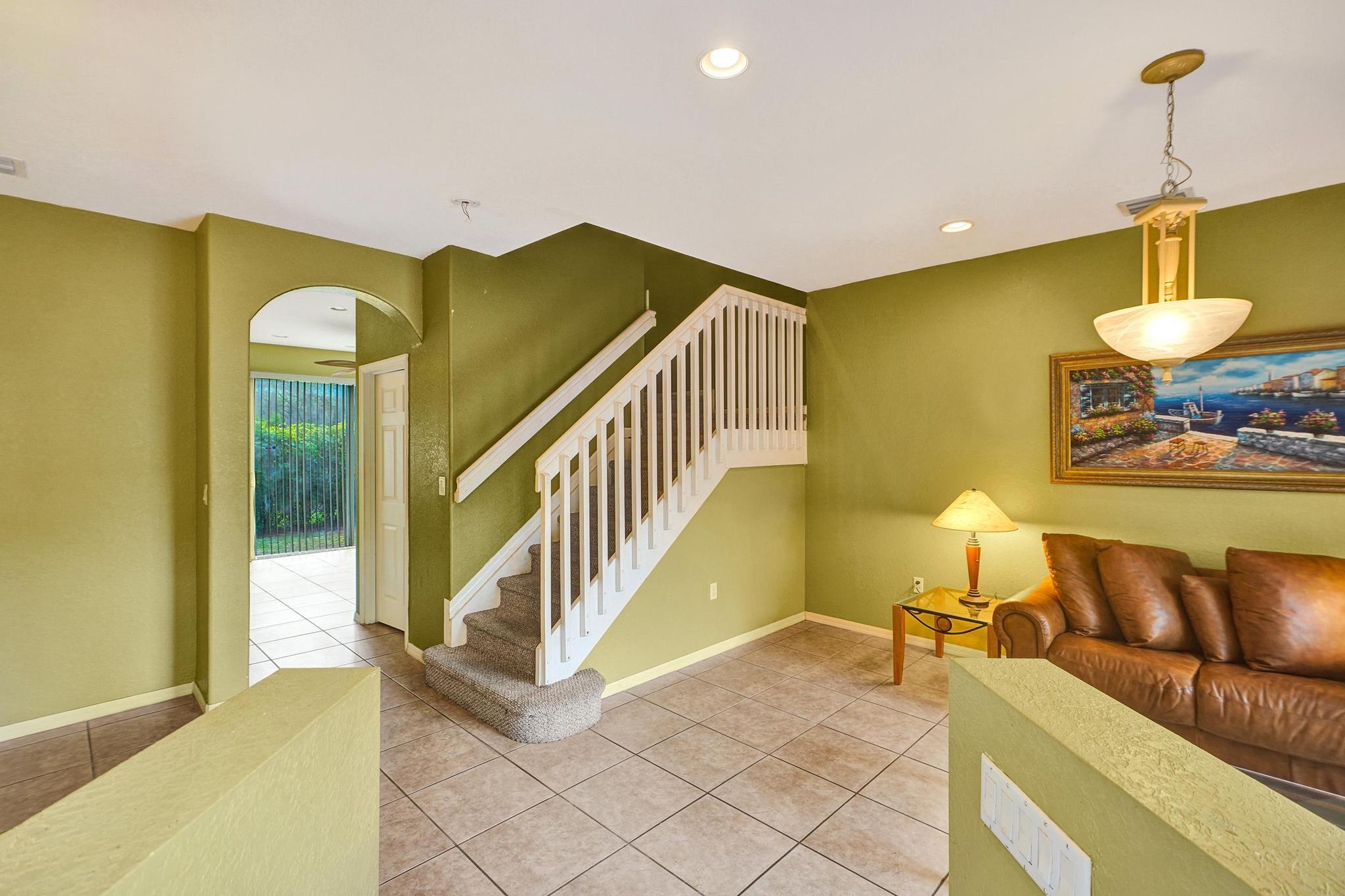 3303 Merrick Ln 1002