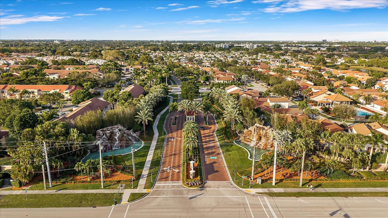 PLUM AT BOCA POINTE CONDOS ONE THRU 15 FILED IN OR - Residential