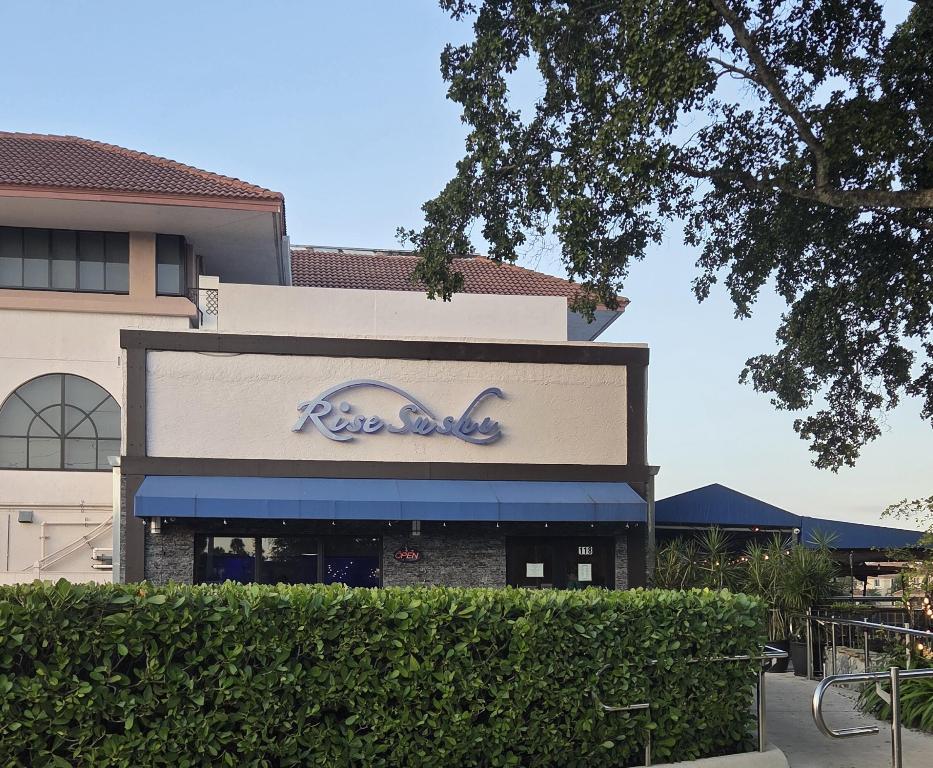 PLUM AT BOCA POINTE CONDOS ONE THRU 15 FILED IN OR - Residential