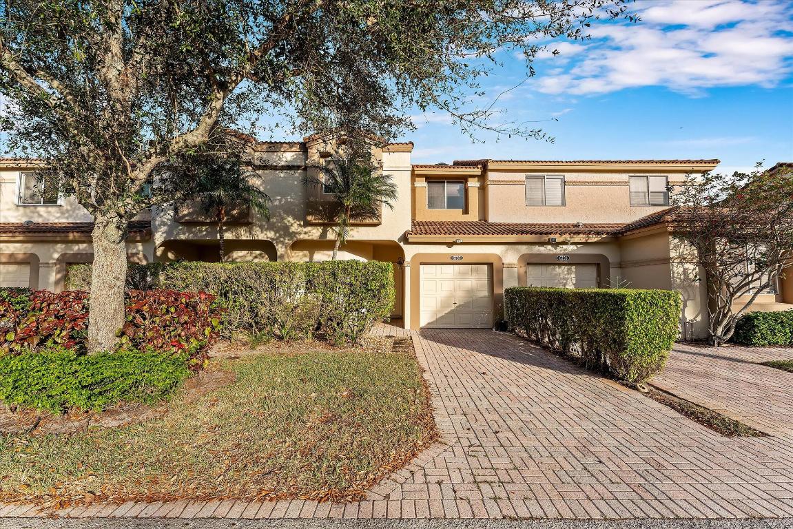 PLUM AT BOCA POINTE CONDOS ONE THRU 15 FILED IN OR - Residential