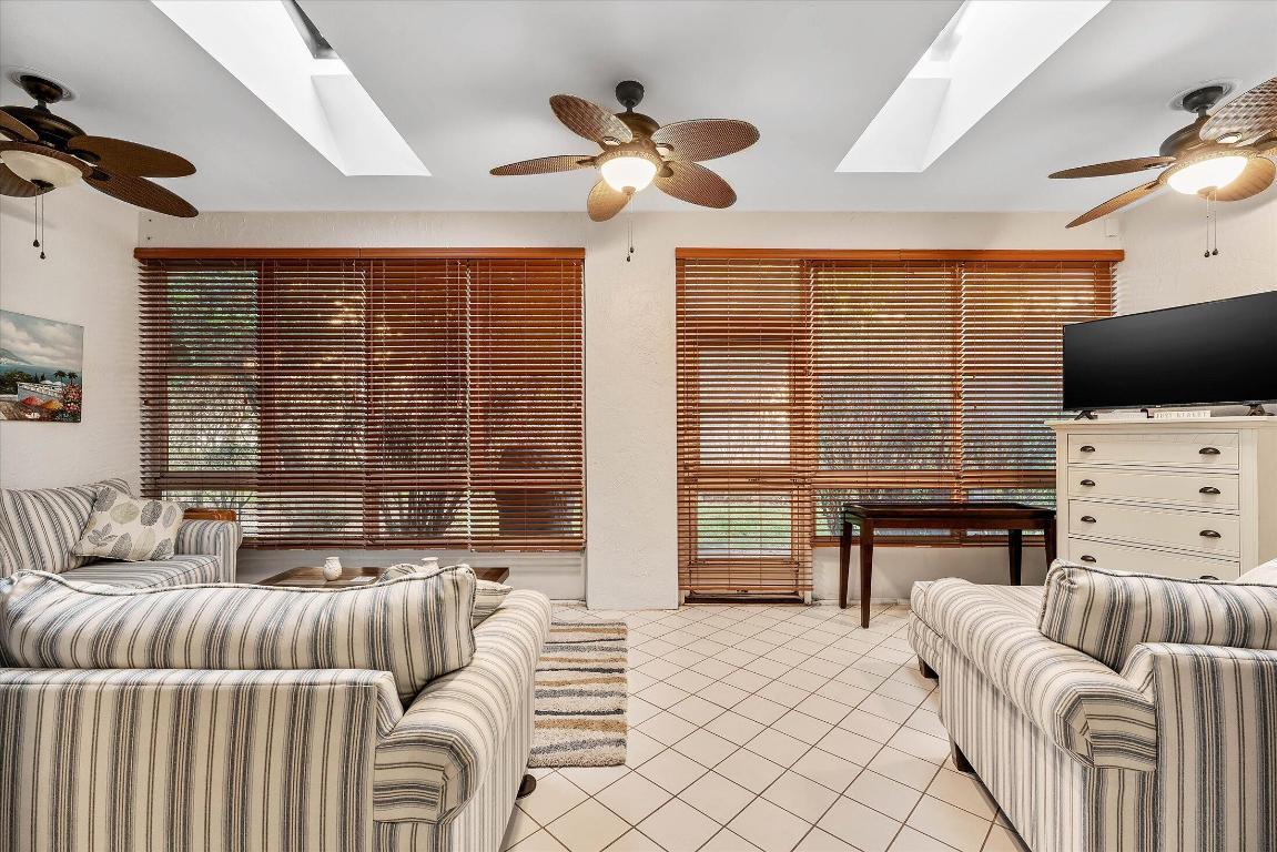 PLUM AT BOCA POINTE CONDOS ONE THRU 15 FILED IN OR - Residential