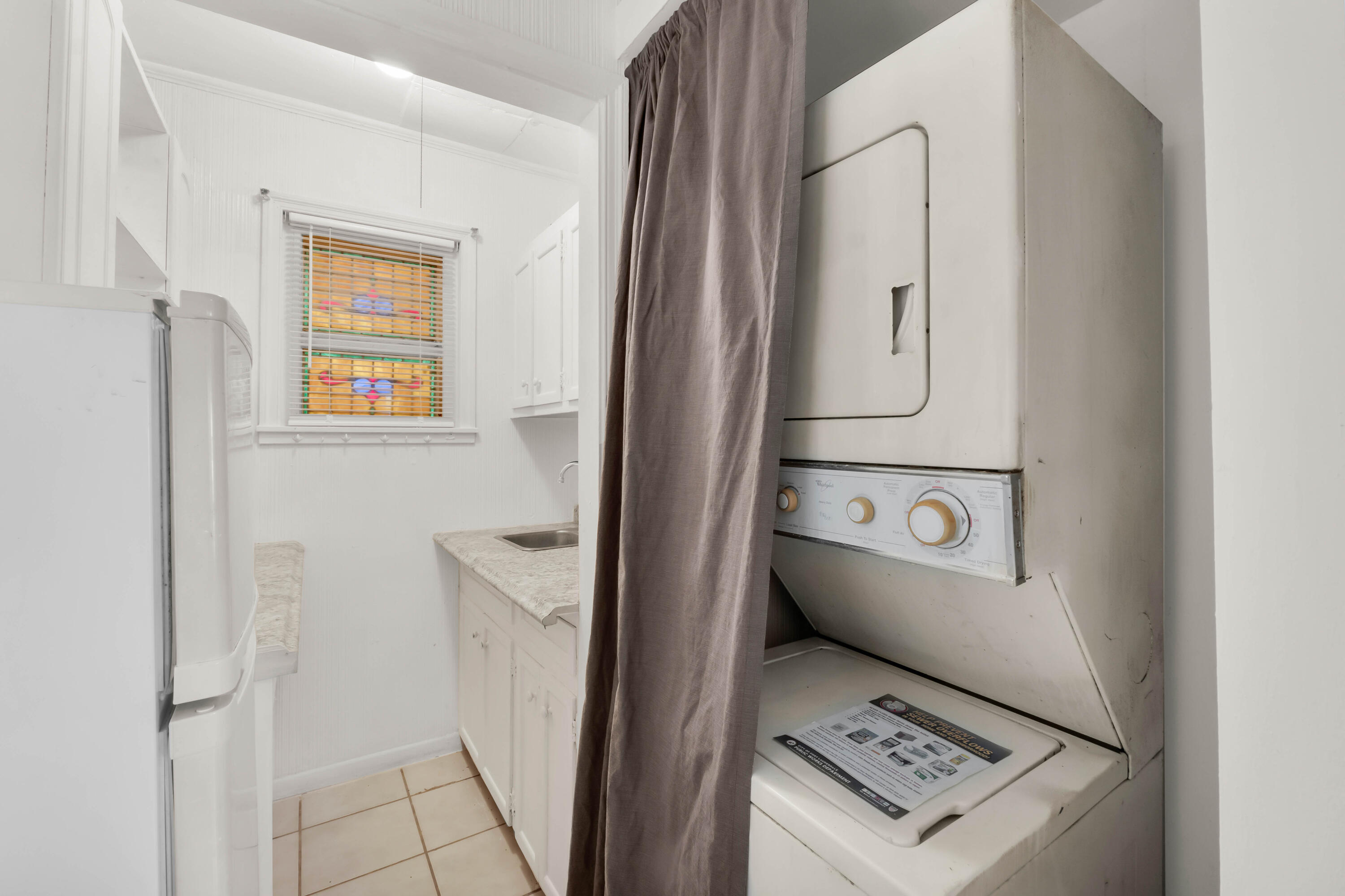 COLEE HAMMOCK - Residential Lease