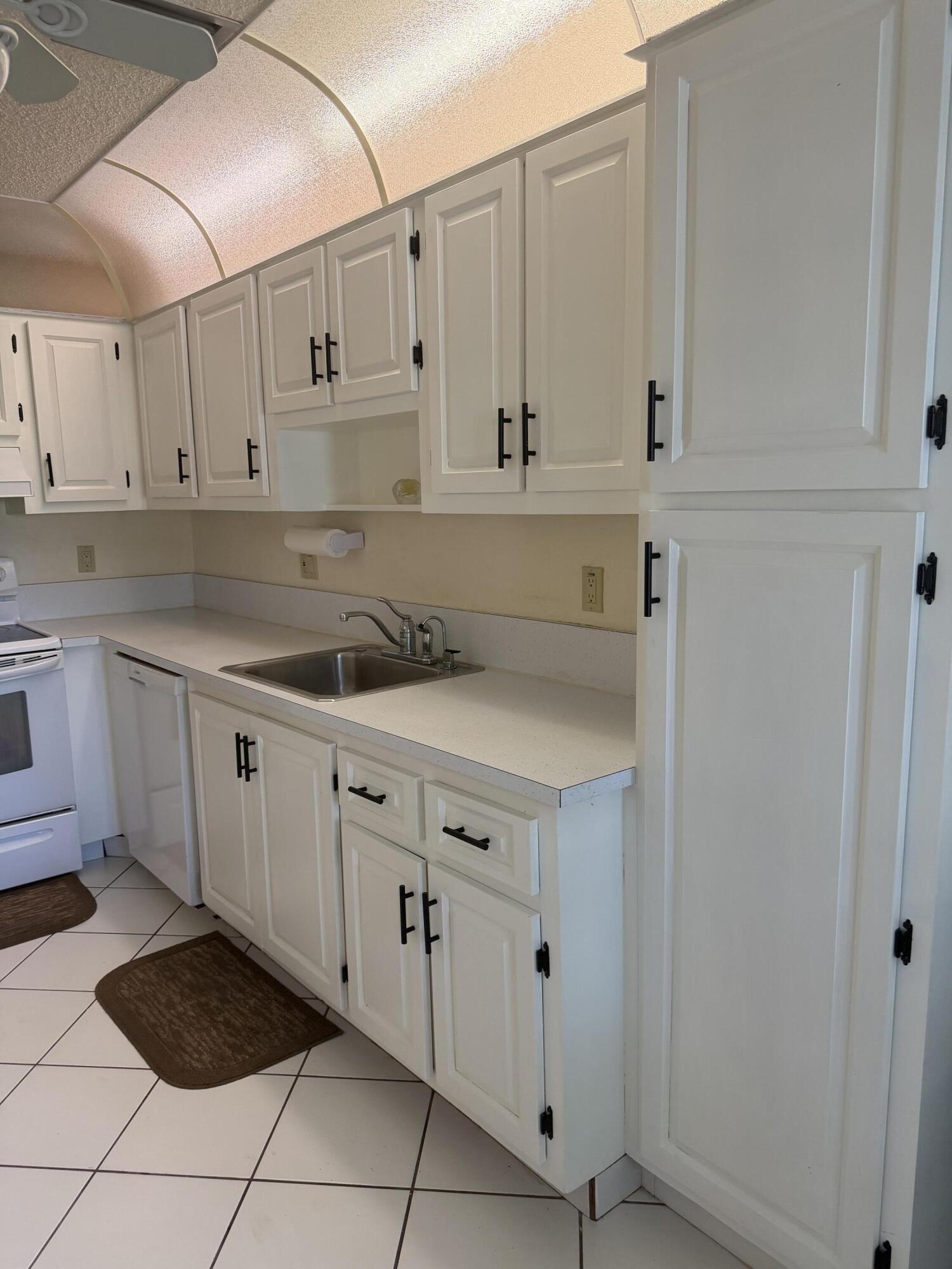 PINES OF DELRAY NORTH CONDO - Residential