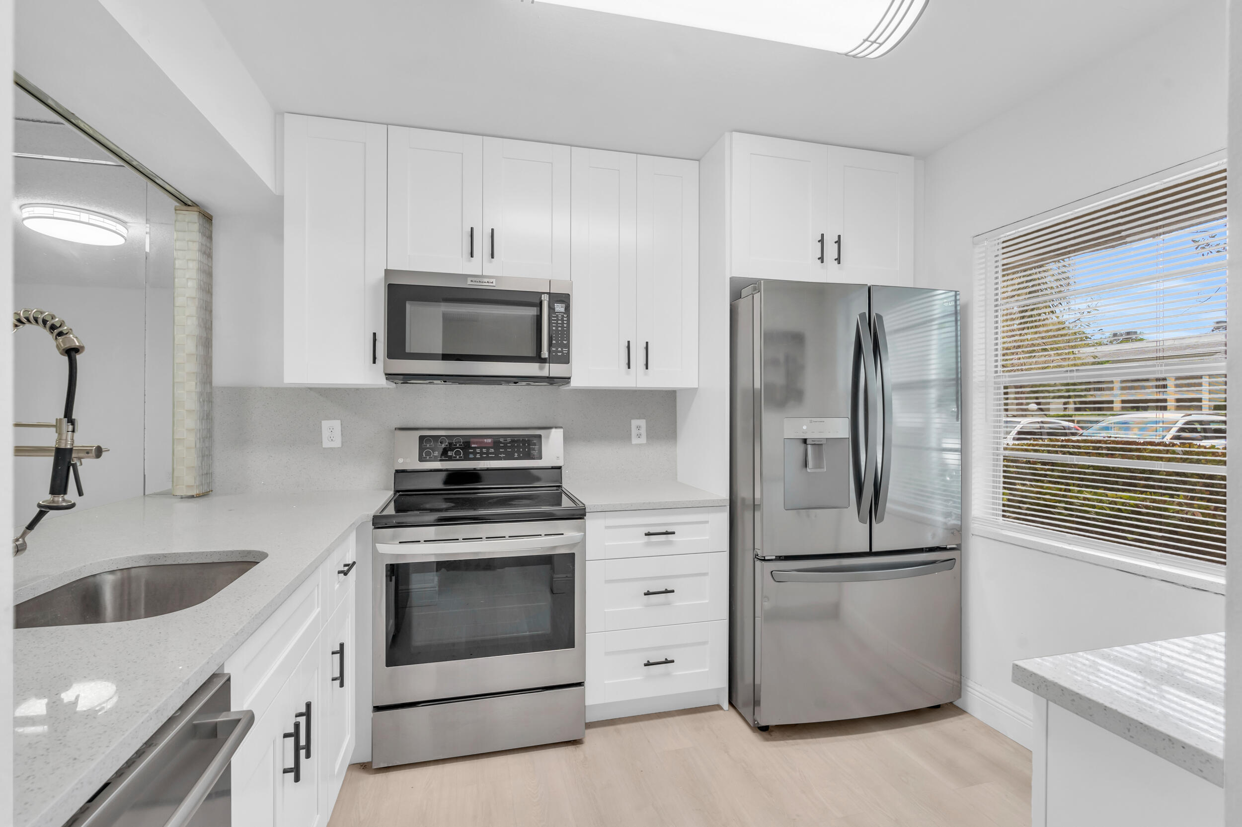 1102 Bahama Bend C1