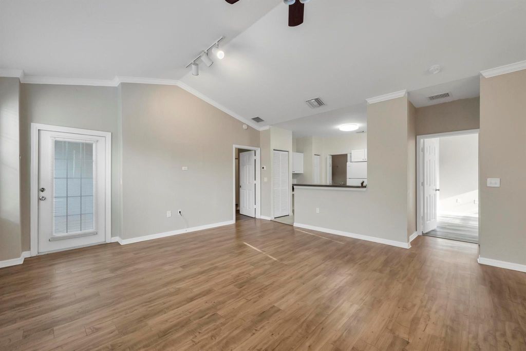 Photo of 257 SE Kitching Circle, Stuart, FL 34994 (MLS # R10904208)