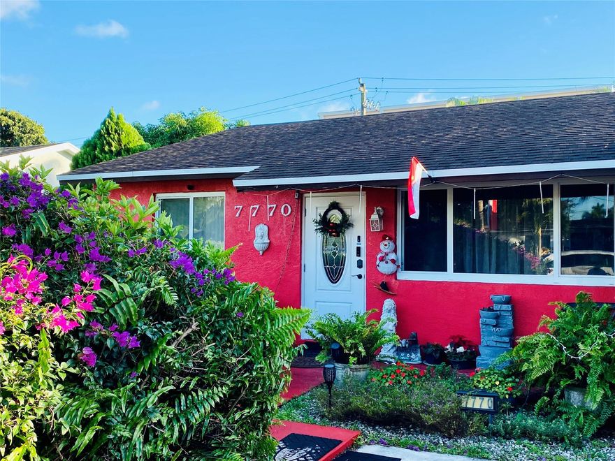 Don't miss this lovely 3 bedrooms, 2 bathrooms home in a great, quiet neighborhood, providing granite kitchen counter top, real wood kitchen cabinets, split bedrooms, large sun room, hurricane impact windows and door. The house was painted one year ago.Beautiful large garden, newly fenced backyard, utility shed, nice covered patio area perfect for barbeques.Great location! Close to shopping, airport, schools, entertainment, few minutes from Hard Rock Guitar Hotel Casino.No Association!
