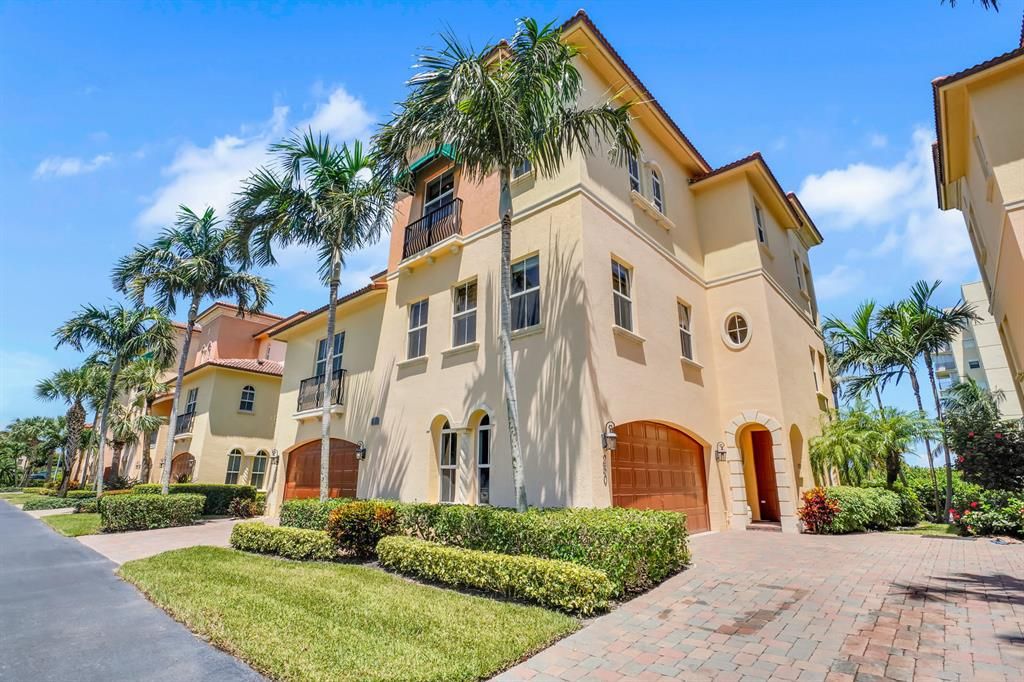 Photo of 250 Ocean Bay Drive, Jensen Beach, FL 34957 (MLS # R10734851)