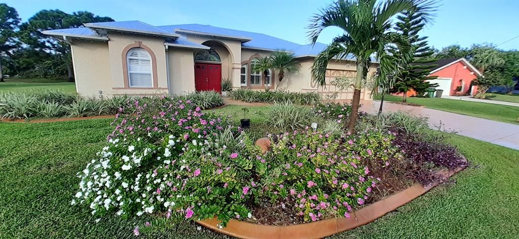 Photo of 2199 SE Abcor Road, Port Saint Lucie, FL 34952 (MLS # R10754056)