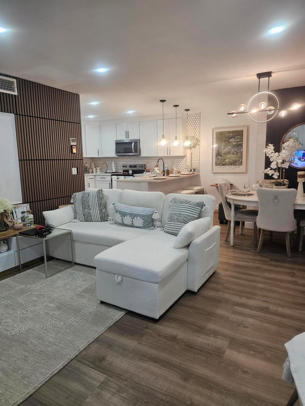 PINE RIDGE III CONDO - Residential