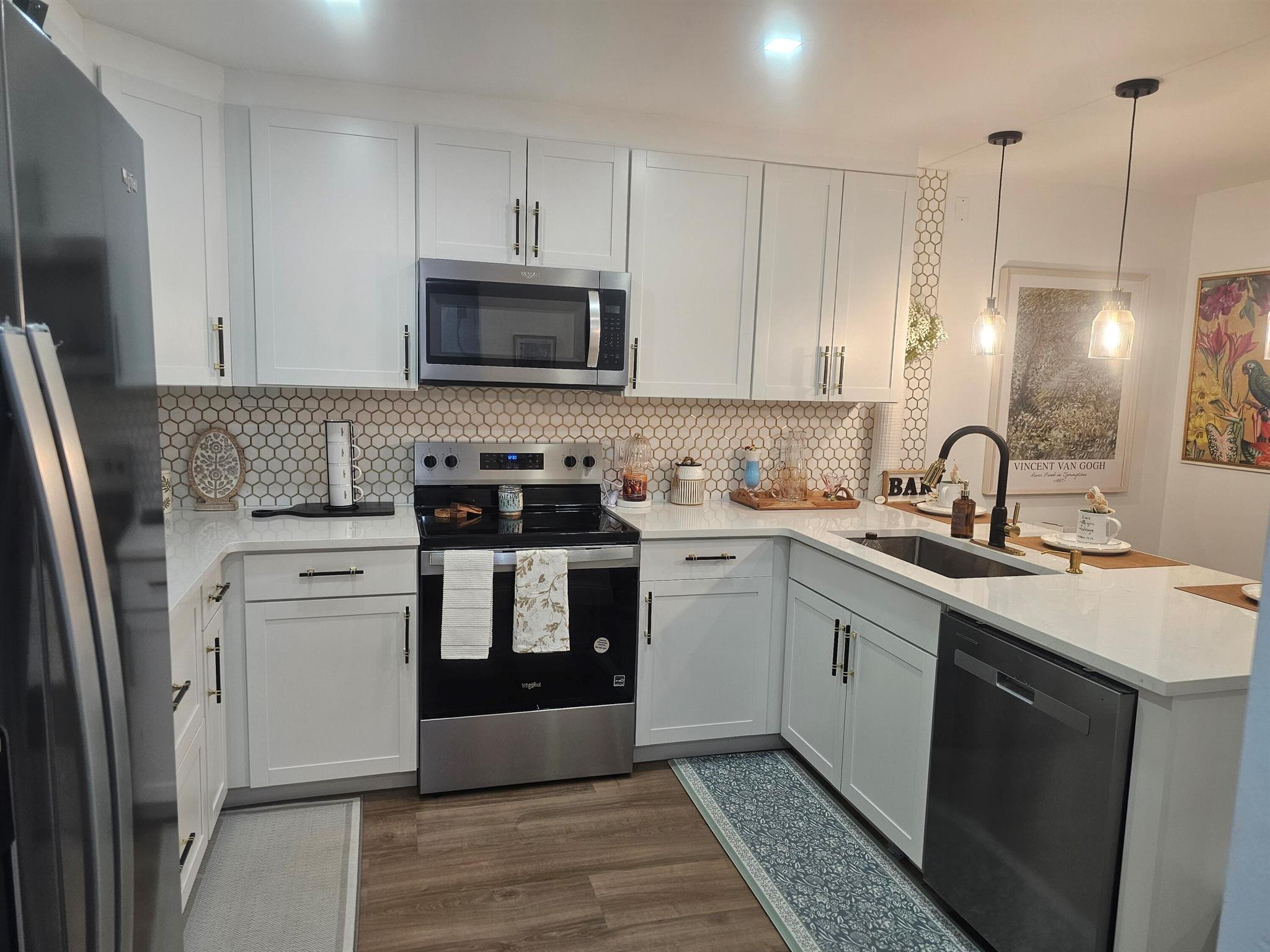 PINE RIDGE III CONDO - Residential