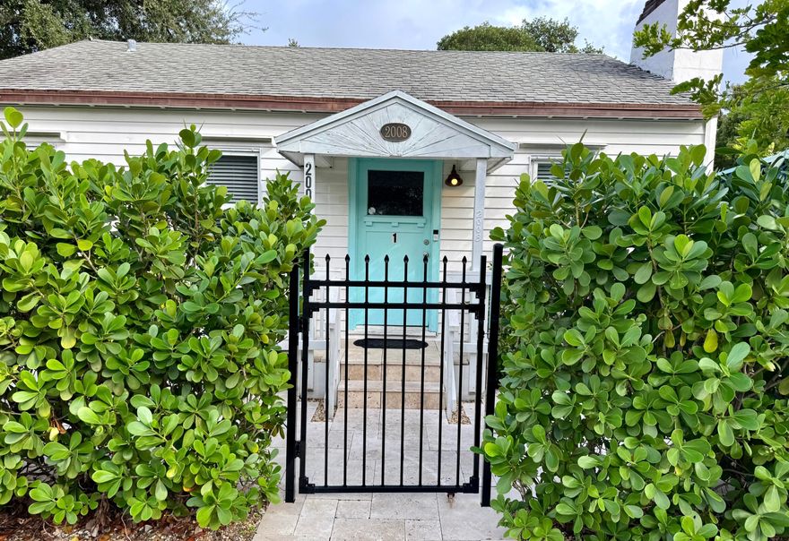 Great Investment Opportunity, Fully Functional Airbnb Short Term Vacation Rental Property.  Updated Triplex in a prime location near the cruise port, airport, MPT School, and Whole Foods. This versatile property features a duplex with two spacious 1-bedroom apartments plus a separate 2-bedroom single-family home. Currently operating as a highly profitable vacation rental with excellent income.  Gross Income for 2025 over $122k. Perfect opportunity for an owner-occupant to live in one unit while generating income from the others, or continue maximizing returns as a short-term rental investment. Endless possibilities for investors or homeowners alike!