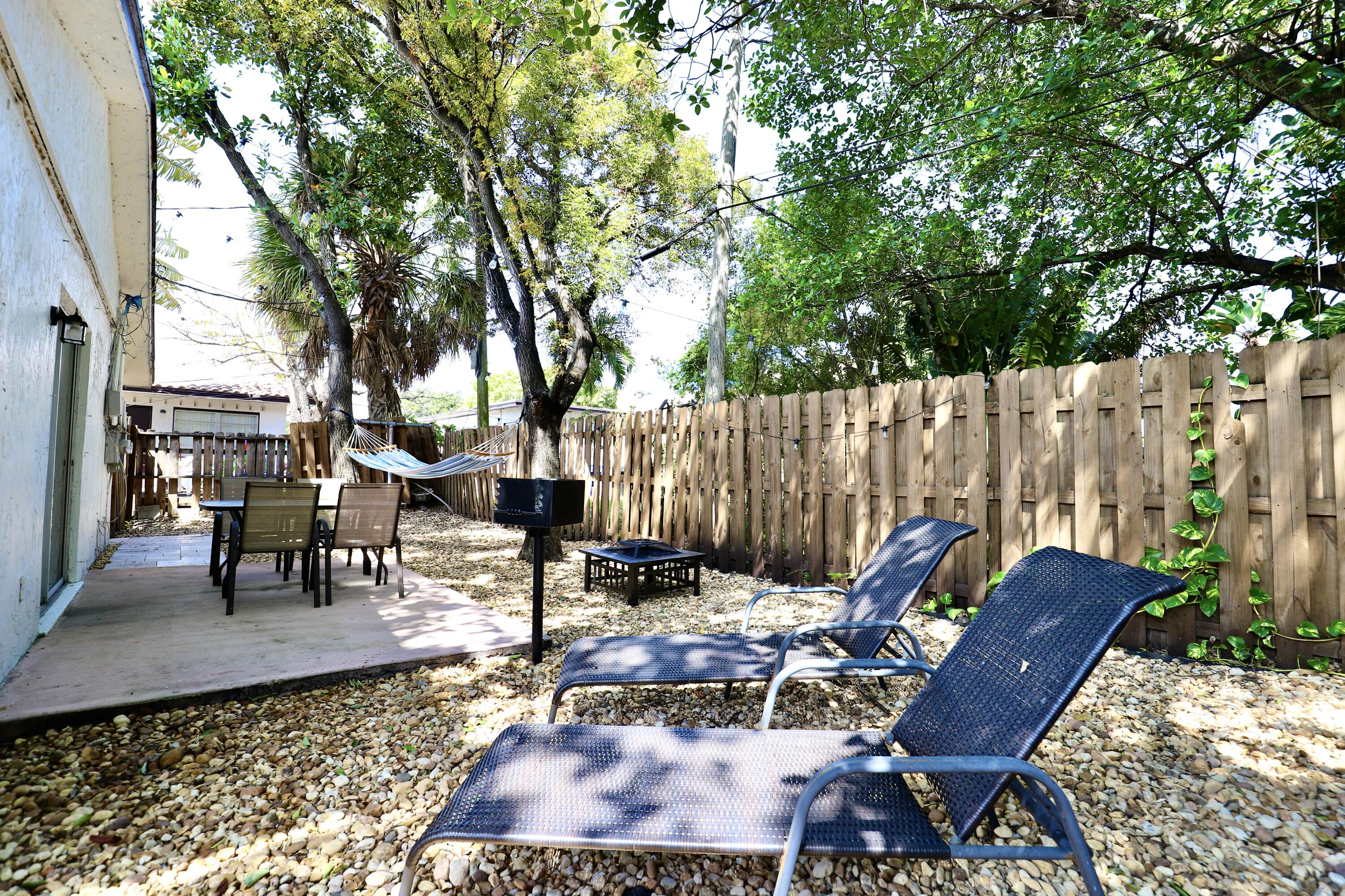 CROISSANT PARK - Residential Income