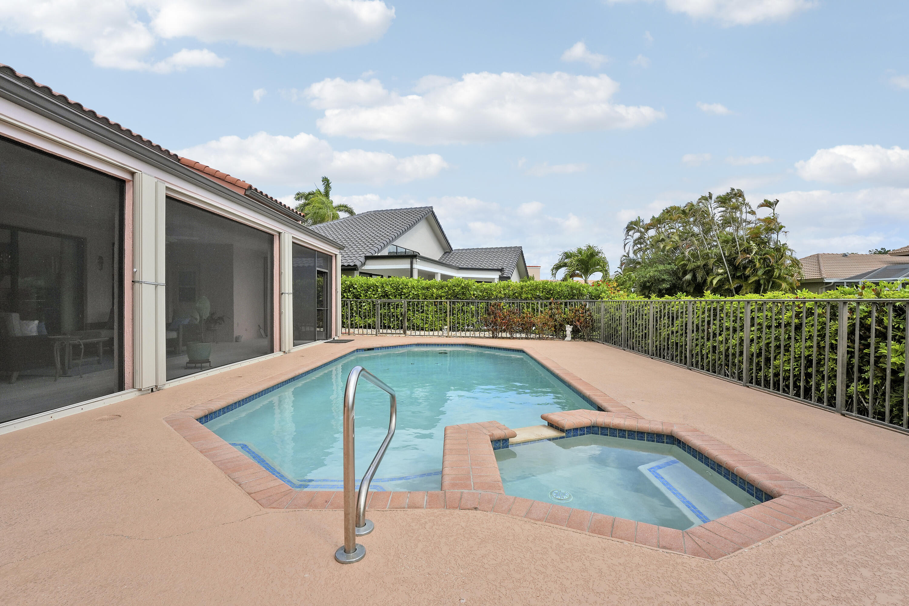 LA CORNICHE AT BOCA POINTE - Residential