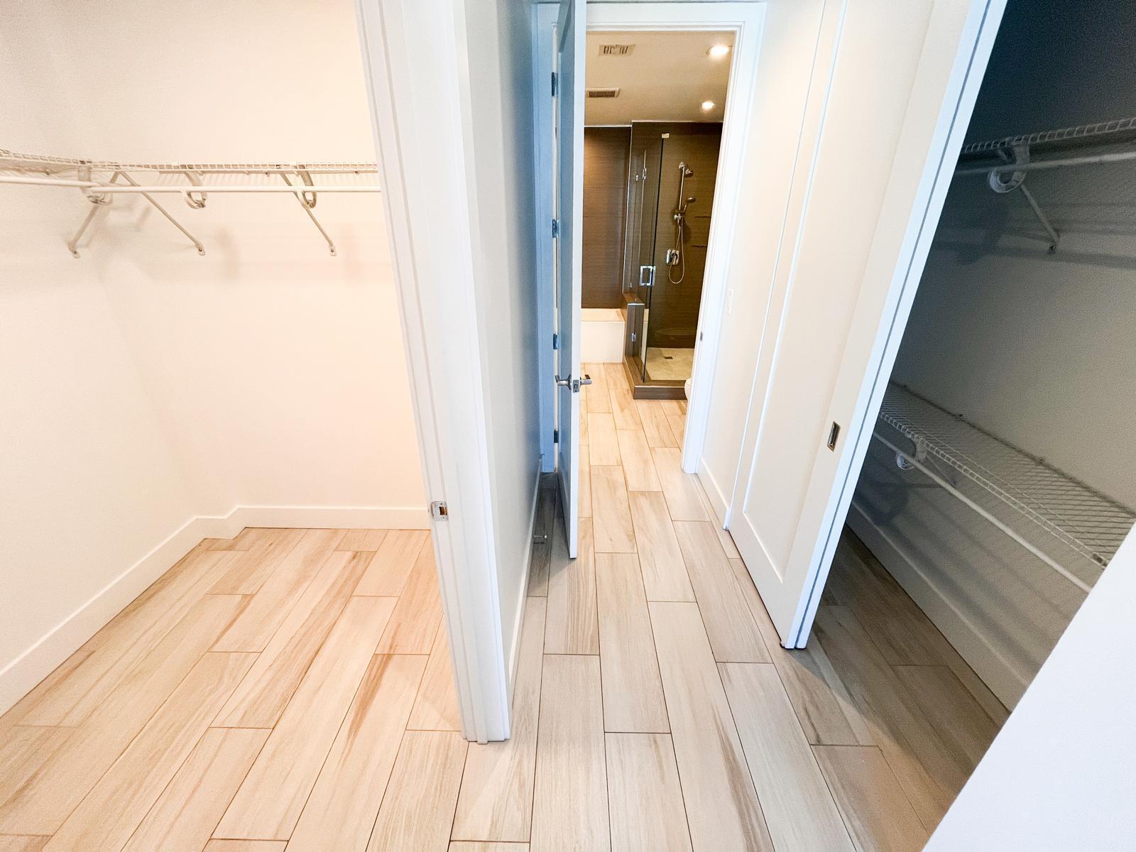 ONE LUXURY CONDO - Residential Lease