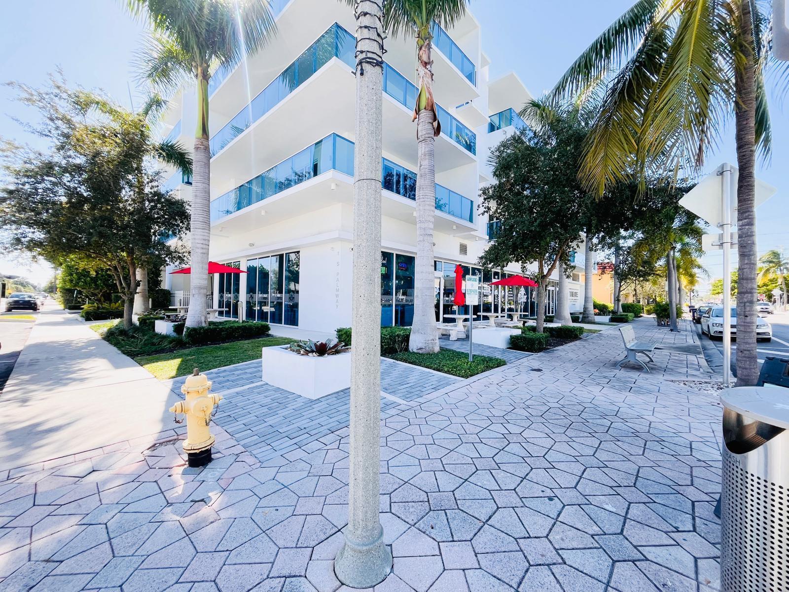 ONE LUXURY CONDO - Residential Lease