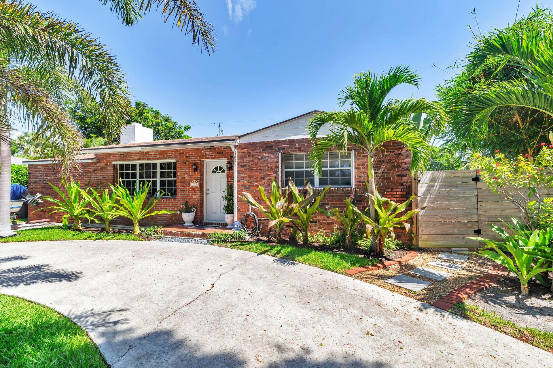 235 Forest Hill Boulevard