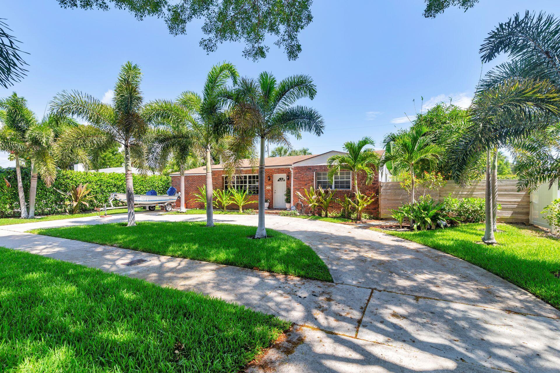 235 Forest Hill Boulevard
