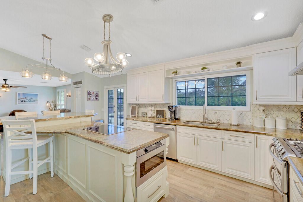 Photo of 15290 69th Trail N, West Palm Beach, FL 33418 (MLS # R10955001)