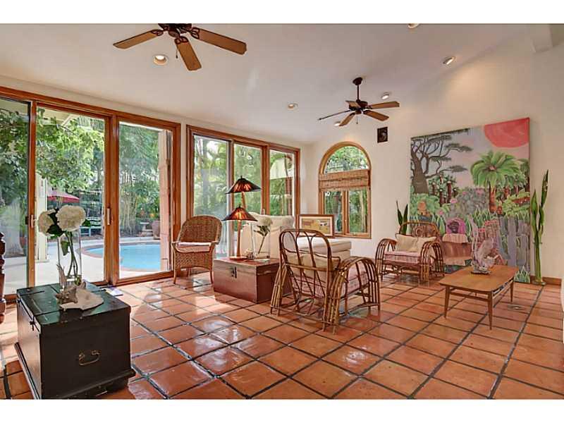 LAUDERDALE BEACH - Residential