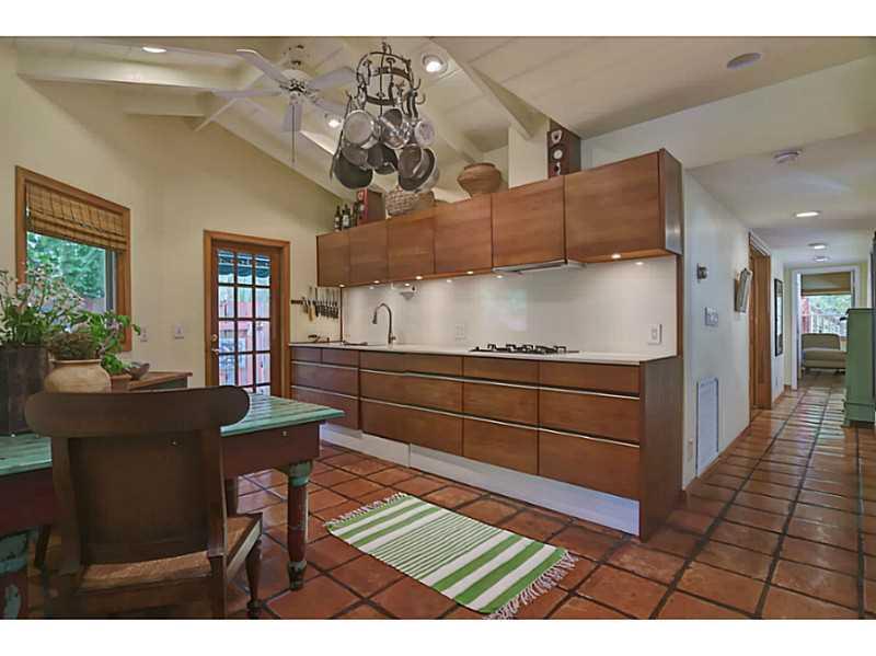 LAUDERDALE BEACH - Residential