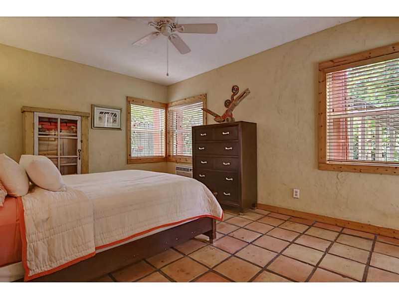 LAUDERDALE BEACH - Residential