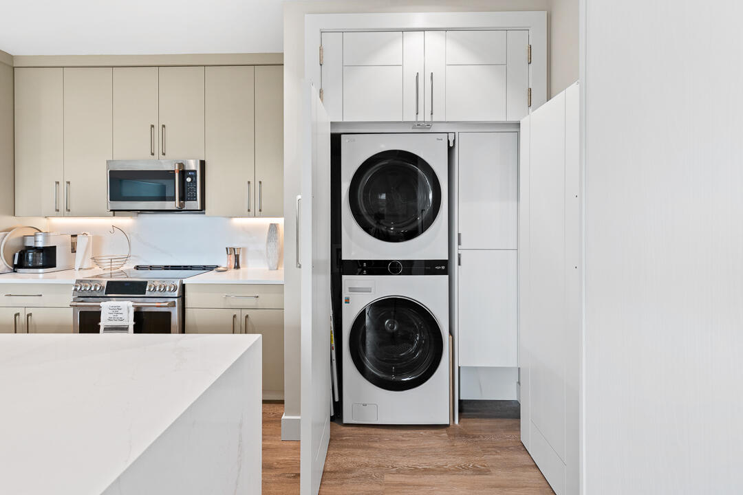 SAILFISH COVE CONDOMINIUM - Residential