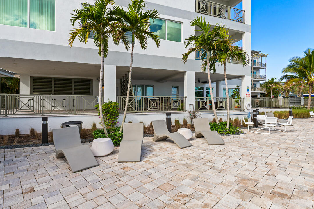 SAILFISH COVE CONDOMINIUM - Residential