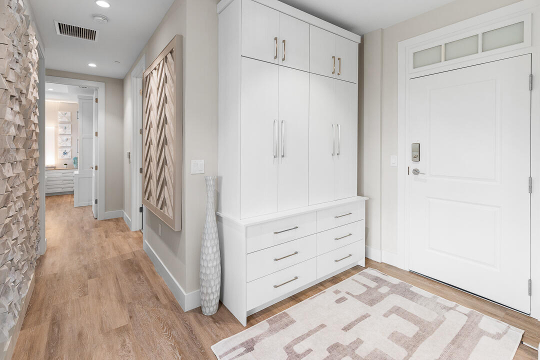 SAILFISH COVE CONDOMINIUM - Residential